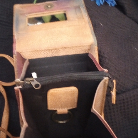 Anuschka Hand painted Triple compartment crossbody organizer Peacock Safari - Picture 7 of 8